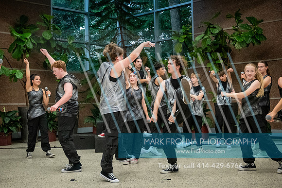 Main Street Song and Dance Zoo 2026-50