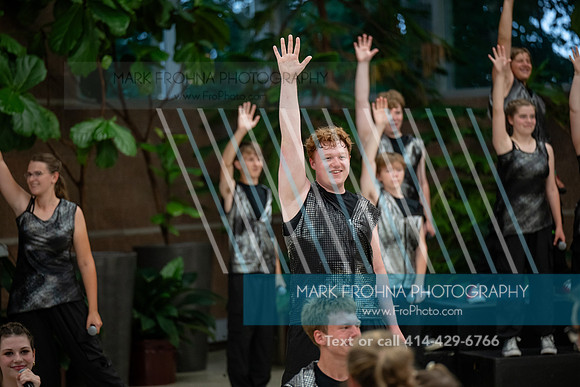 Main Street Song and Dance Zoo 2026-47