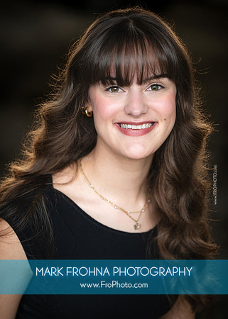 Evie Maassen Headshot 2026-3 copy