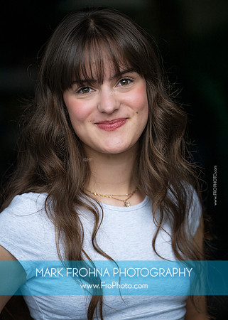 Evie Maassen Headshot 2026-4