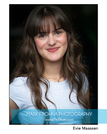 Evie Maassen Headshot 2026 8
