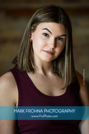Emma Hipp Headshots 2025-13