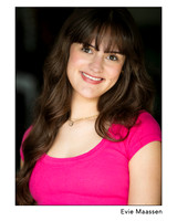 Evie Maassen Headshot 2026 106