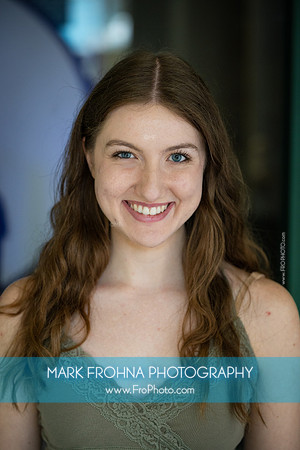 Taylor V Headshots 2026-14