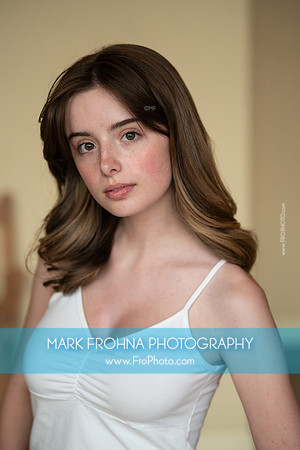 Bryn Headshots Final Selections-8