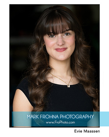 Evie Maassen Headshot 2026 101