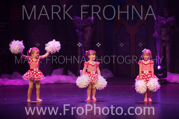 BCA Nov15 Sat11 Red Riding Hood-3