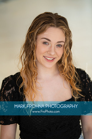 Jenna Headshot Selections-17