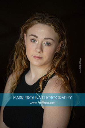 Jenna Headshot Selections-34