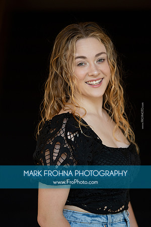 Jenna Headshot Selections-4