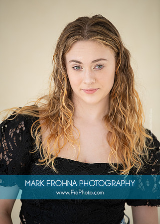 Jenna Headshot Selections-27