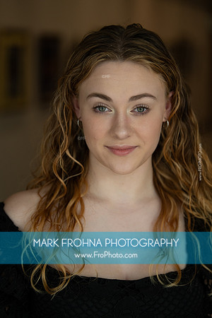 Jenna Headshot Selections-23