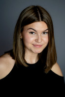 Emma Hipp Headshots 2025-9