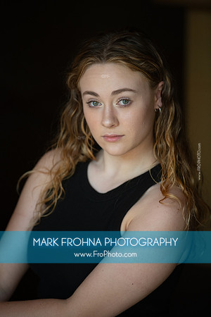 Jenna Headshot Selections-33