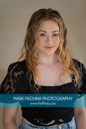 Jenna Headshot Selections-1