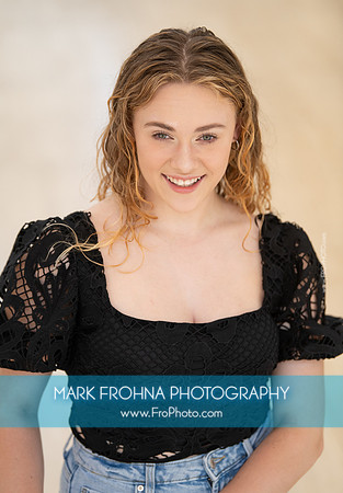 Jenna Headshot Selections-11
