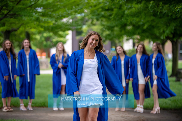 BC DeRosa Friends Graduation Portraits-27