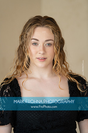 Jenna Headshot Selections-7
