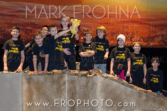 Brook El Lion King Getting Ready-26