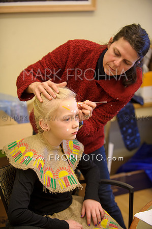 Brook El Lion King Getting Ready-17