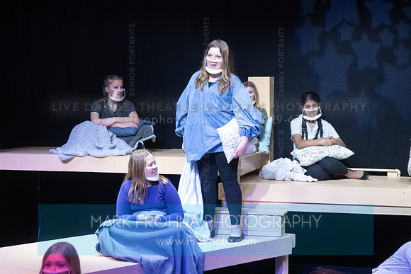 WHMS Peter Wendy Peter Cast-019
