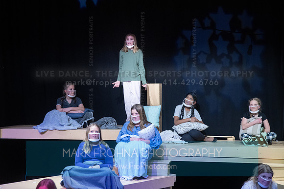 WHMS Peter Wendy Peter Cast-013