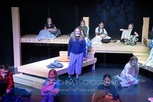 WHMS Peter Wendy Peter Cast-008