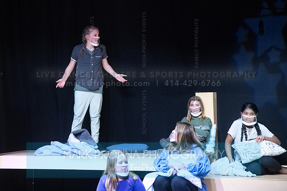 WHMS Peter Wendy Peter Cast-021