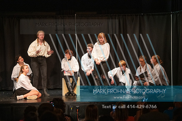 BRIO Complete Works of Shakespeare Abridged-23