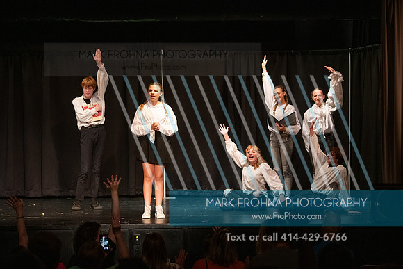 BRIO Complete Works of Shakespeare Abridged-7