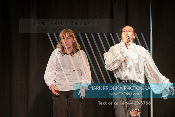 BRIO Complete Works of Shakespeare Abridged-1
