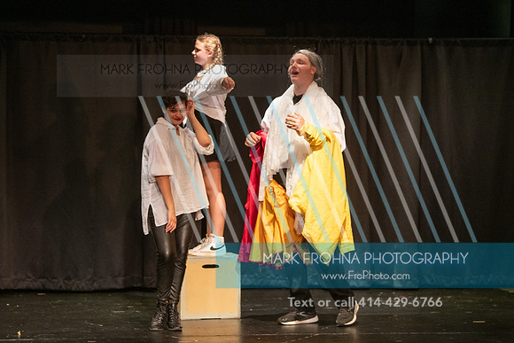 BRIO Complete Works of Shakespeare Abridged-83