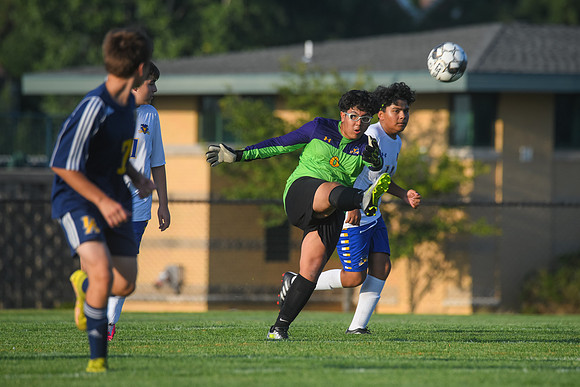 Cristo Rey Soccer 2023-19
