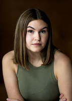 Emma Hipp Headshots 2025-16