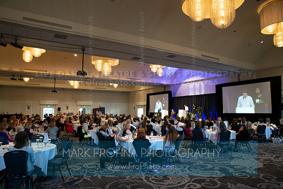 Impact100 Annual Awards Ceremony 2021-086