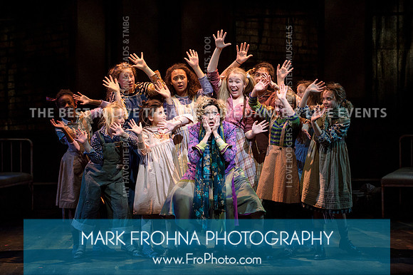 Skylight Annie Sky Cast Media-16