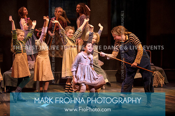 Skylight Annie Sky Cast Media-42