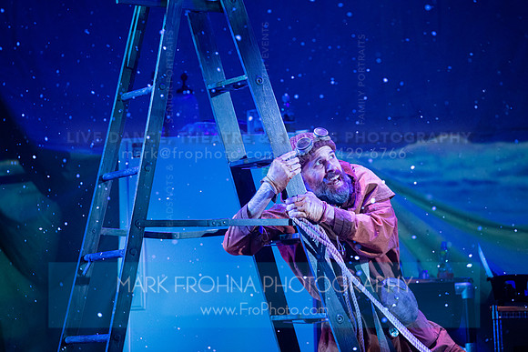 Skylight Ernest Shackleton Loves Me-36
