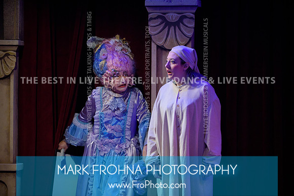 In Tandem Scrooge in Rouge 2017-12