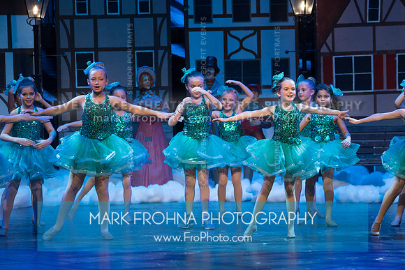 BCA 2DEC17 4PM 3rd 4th Hip Hop Wed715-4