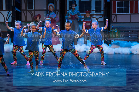 BCA 2DEC17 4PM 1st 2nd Hip Hop Mon415-23