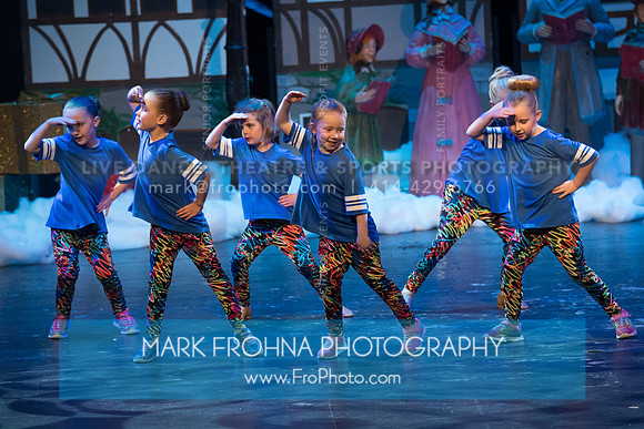 BCA 2DEC17 4PM 1st 2nd Hip Hop Mon415-15