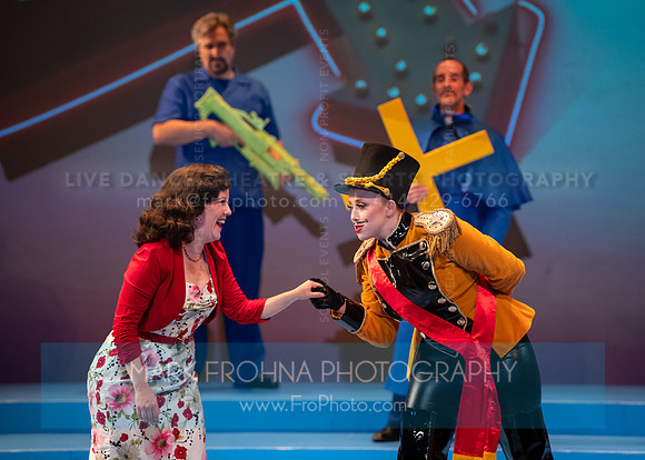 Skylight Candide Highlights-96