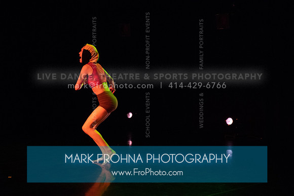 UWM Dancemakers 2018 Proofs-026
