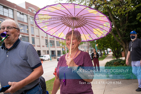Renaissance to Next Act Parade-022