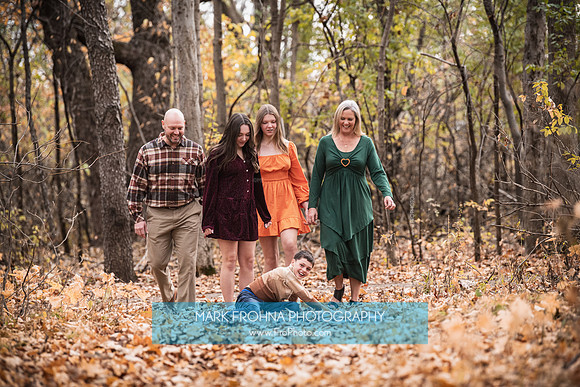 Family Nel Portraits Fall 2023-22