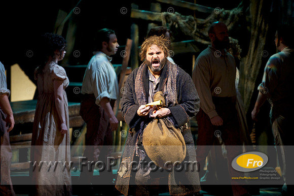 Skylight Les Miz Preview Selects 131