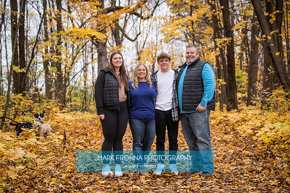 Thompson Family Fall 2023-11-2