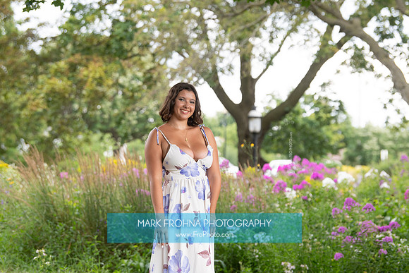 Senior Isabelle Xtras-129
