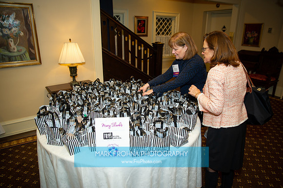 Impact100 Helping Hands 2018-016